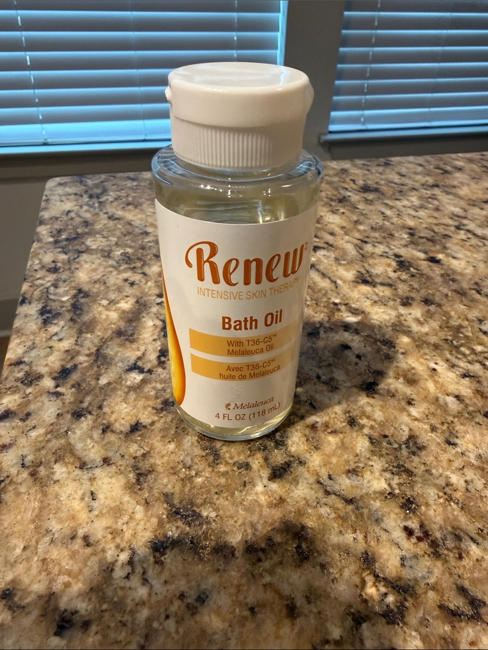 Renew Intensive Skin Therapy Bath Oil - Clear - Picture 2 of 7